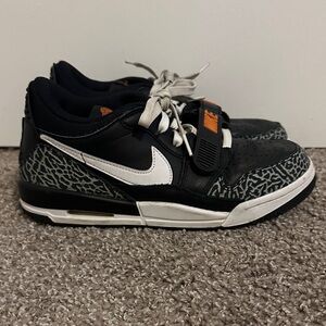 Nike Black and Gray Men's Sneakers with Orange Accents